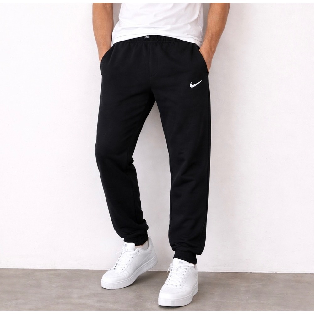 Nike Dri-FIT Training Pants‎ Mens Small Black Joggers CZ6379-010 NWT